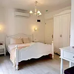 Selin Bed & Breakfast Alacati