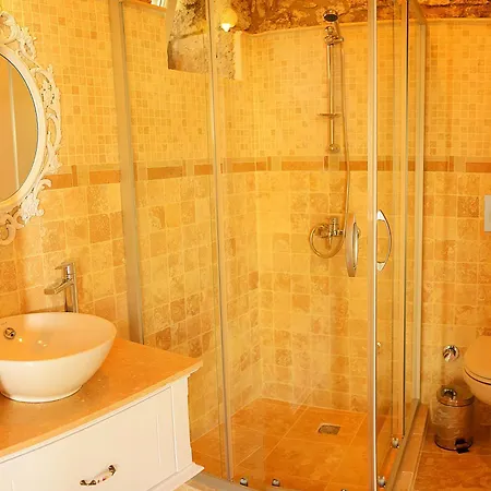 Selin Bed and Breakfast 3*