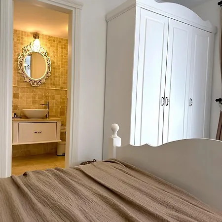 Selin Bed and Breakfast